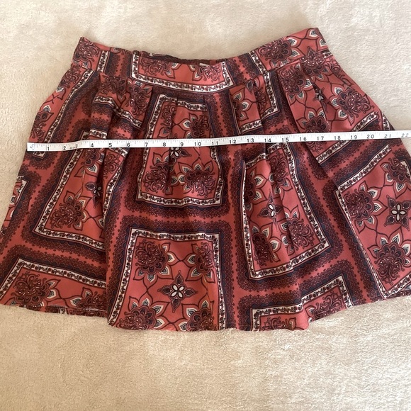 Frenchi Floral Multicolor Short Skirt - Size L - Picture 6 of 12
